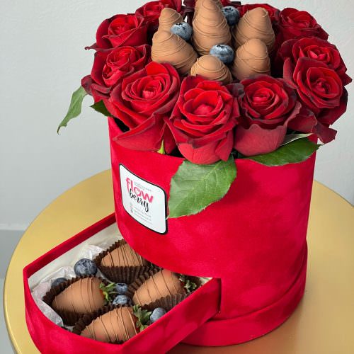 Шкатулка с клубникой "Red angel"